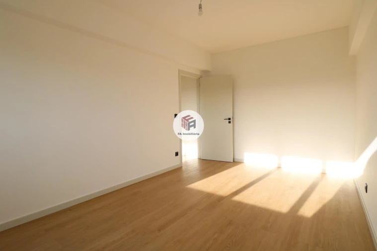 Apartamento T2 para Arrendamento em Matosinhos e Leça da Palmeira Foto 21