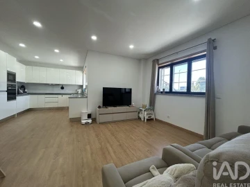 Apartamento T3 para Venda em Nelas