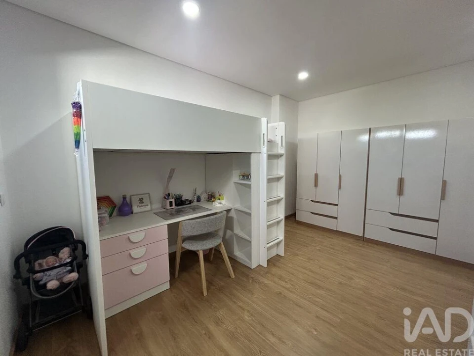 Apartamento T3 para Venda em Nelas Foto 22