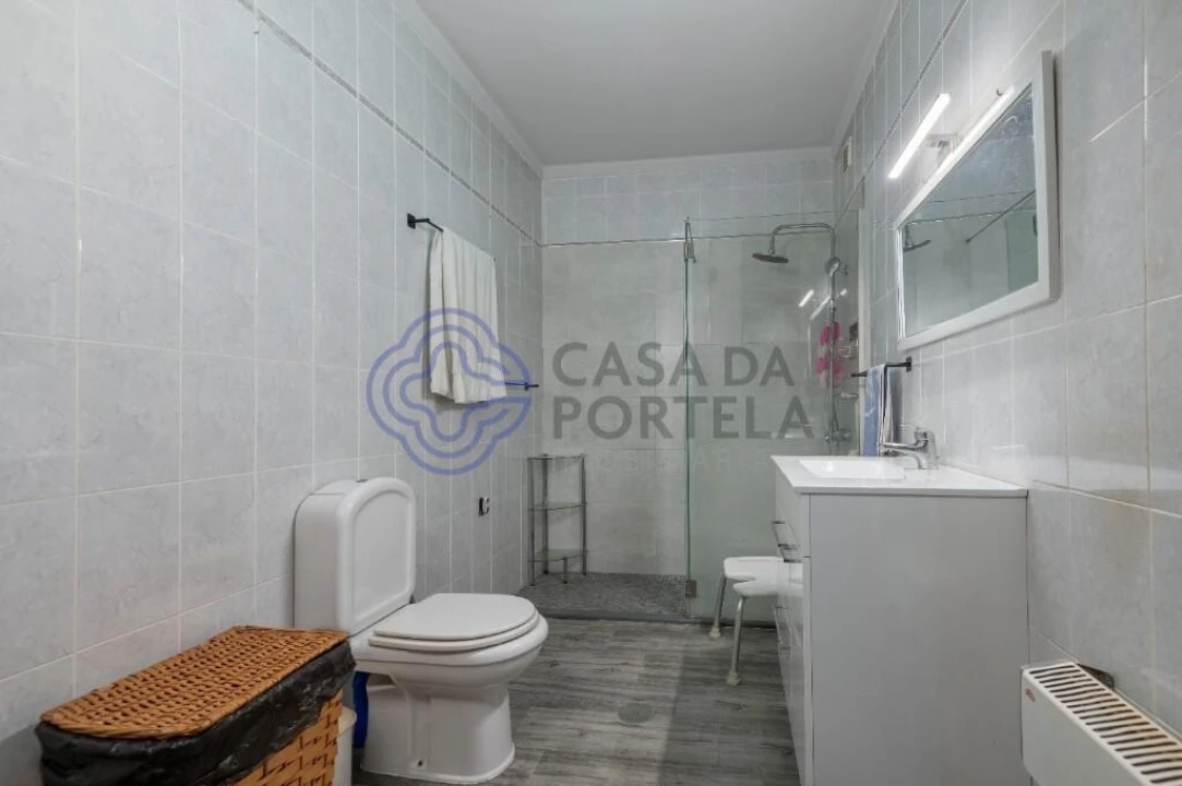 Apartamento T3 para Venda em Bombarral e Vale Covo Foto 18