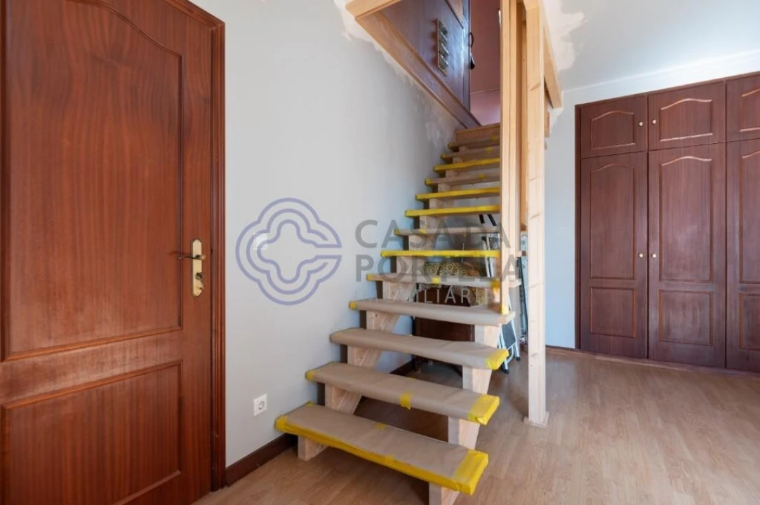 Apartamento T3 para Venda em Bombarral e Vale Covo Foto 23