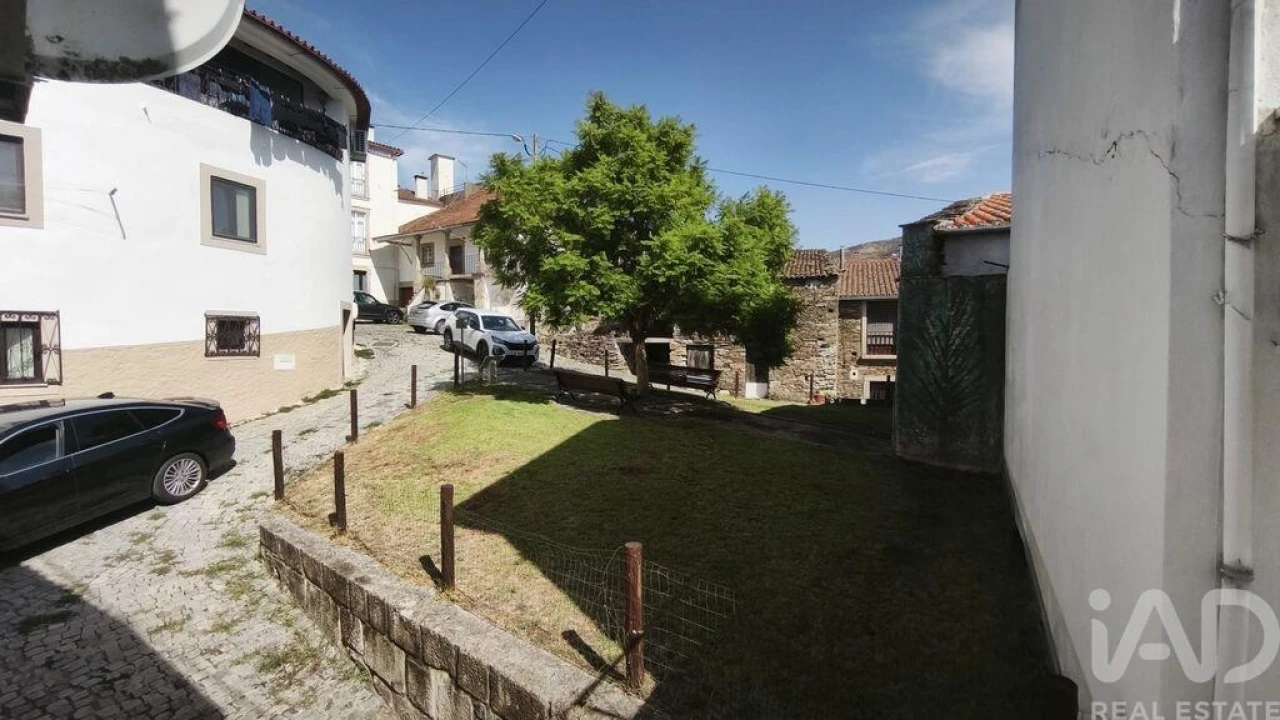 Moradia T3 para Venda em Cerdeira e Moura da Serra Foto 22