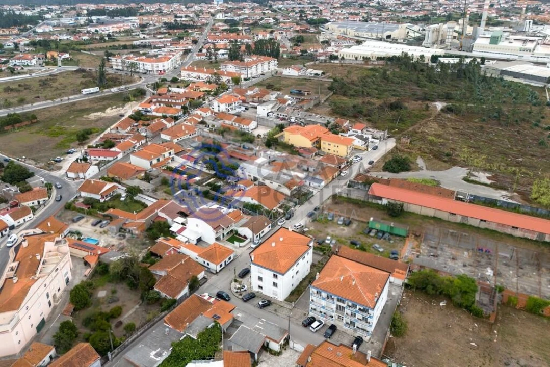 Apartamento T3 para Venda em Marinha Grande Foto 2