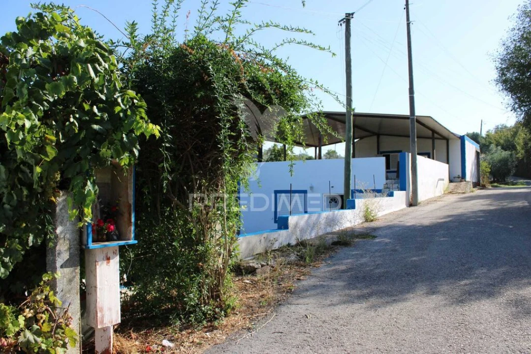 Moradia T3 para Venda em Olalhas Foto 1