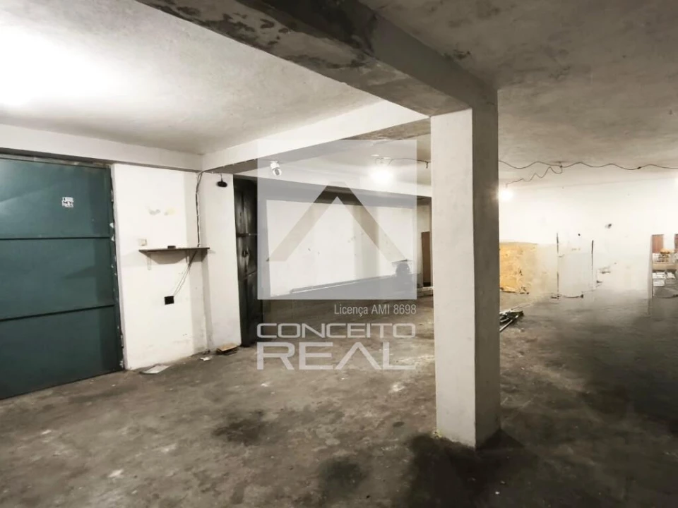Garagem para Venda em Ermesinde Foto 4