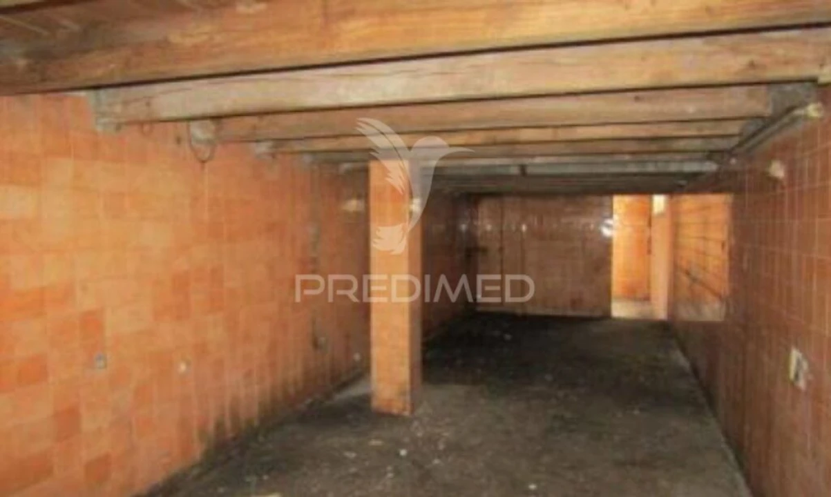 Armazém para Venda em Fiães Foto 11