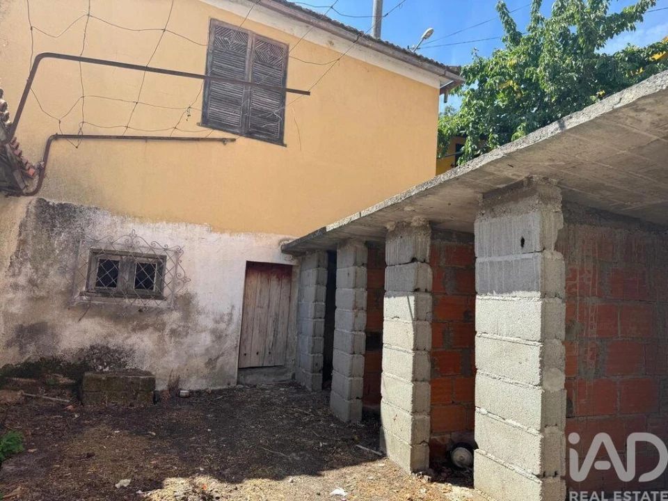 Moradia T3 para Venda em Pinheiros e Vale de Figueira Foto 21