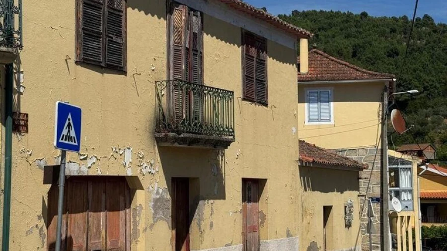 Moradia T3 para Venda em Pinheiros e Vale de Figueira