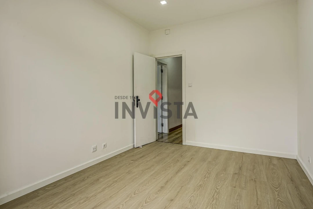 Apartamento T3 para Venda em Vila Franca de Xira Foto 11