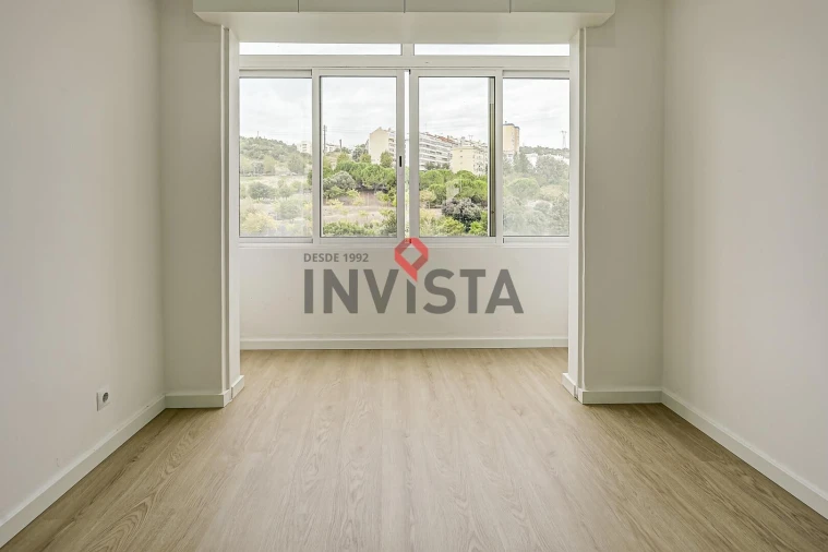 Apartamento T3 para Venda em Vila Franca de Xira Foto 9