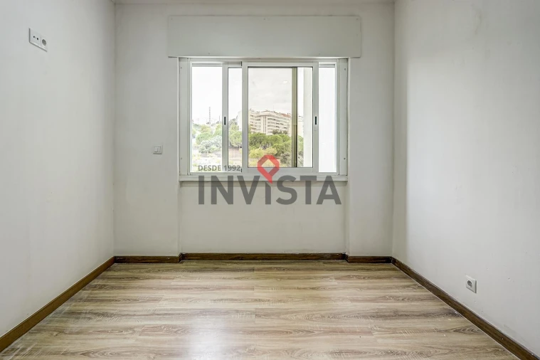 Apartamento T3 para Venda em Vila Franca de Xira Foto 13