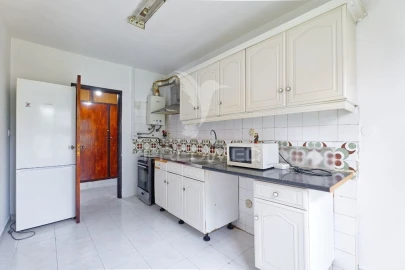 Apartamento T2 para Venda em Corroios