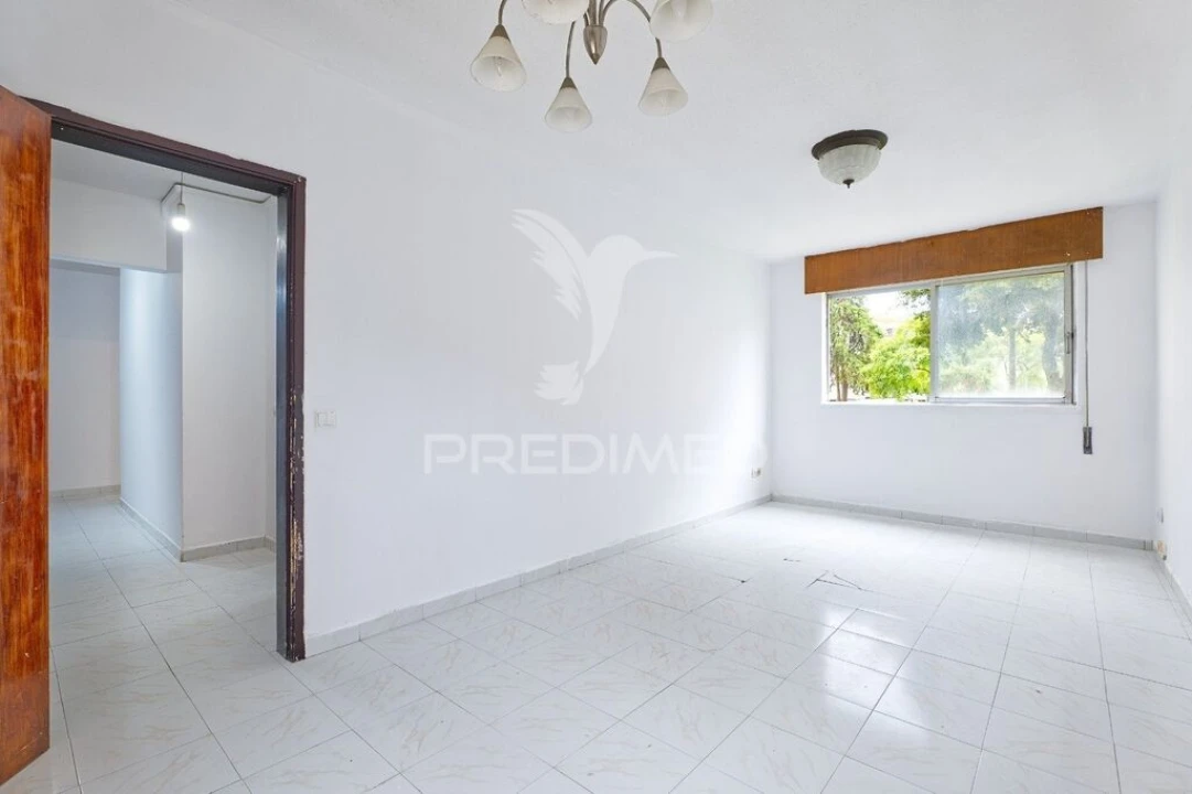 Apartamento T2 para Venda em Corroios Foto 4