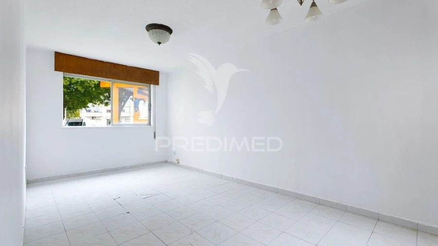 Apartamento T2 para Venda em Corroios