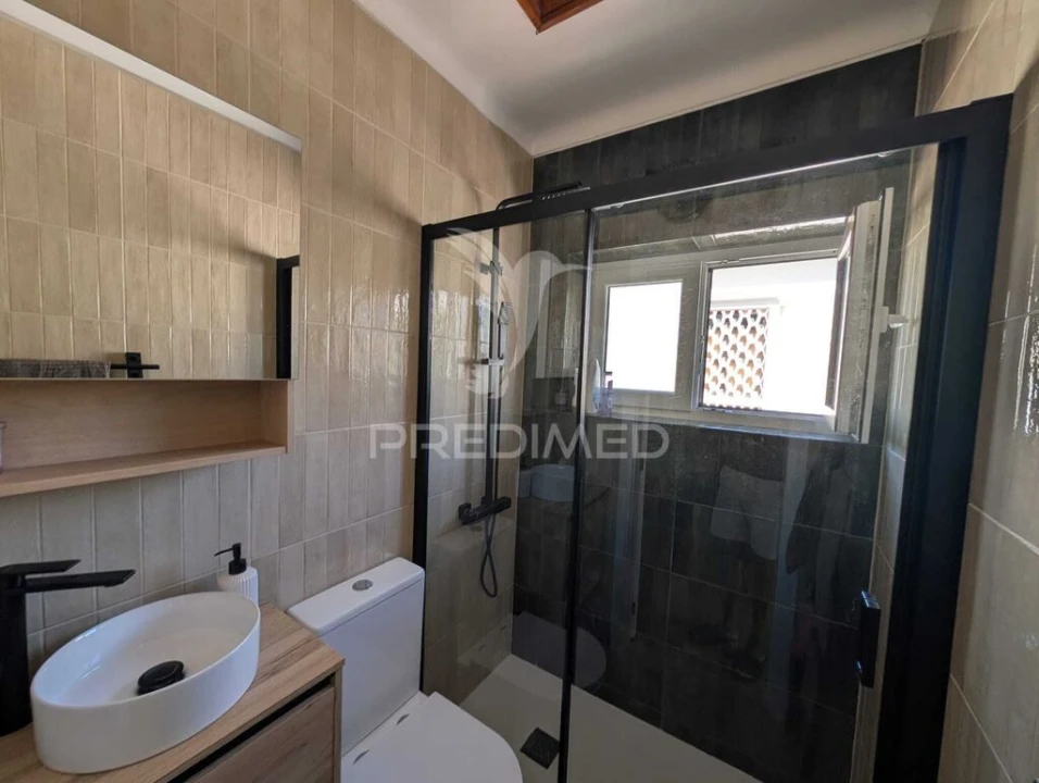 Apartamento T2 para Venda em Mafamude e Vilar do Paraíso Foto 13