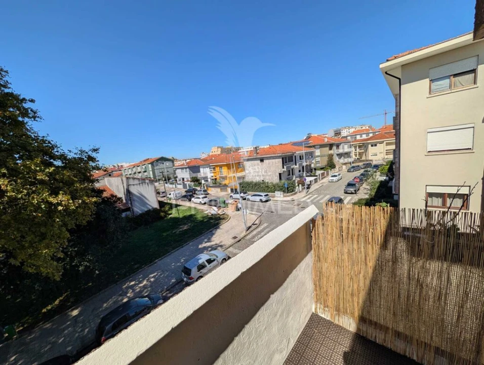 Apartamento T2 para Venda em Mafamude e Vilar do Paraíso Foto 15