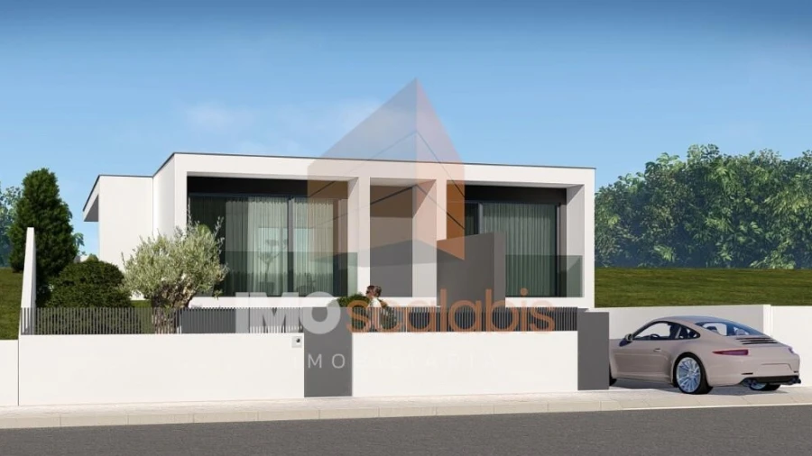 Moradia T3 para Venda em Romeira e Várzea