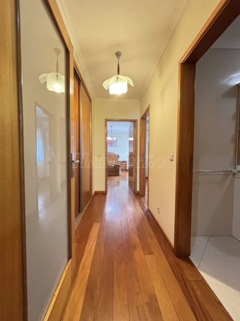 Apartamento T2 para Venda em Ermesinde