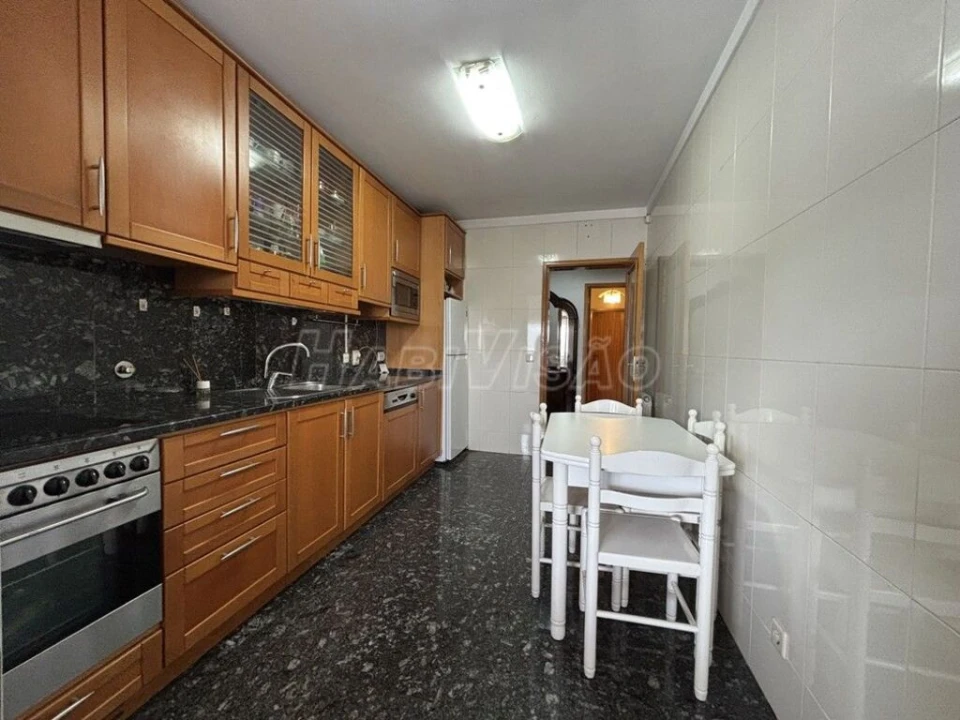 Apartamento T2 para Venda em Ermesinde Foto 4