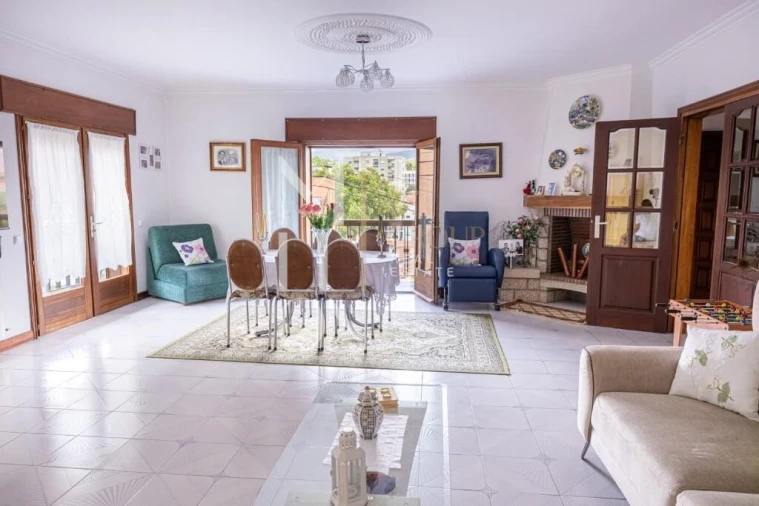 Moradia T4 para Venda em Amarante (São Gonçalo), Madalena, Cepelos e Gatão Foto 5