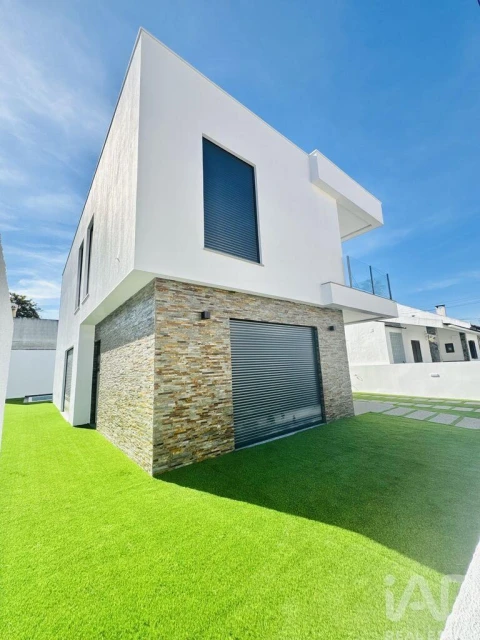 Moradia para Venda em Amora