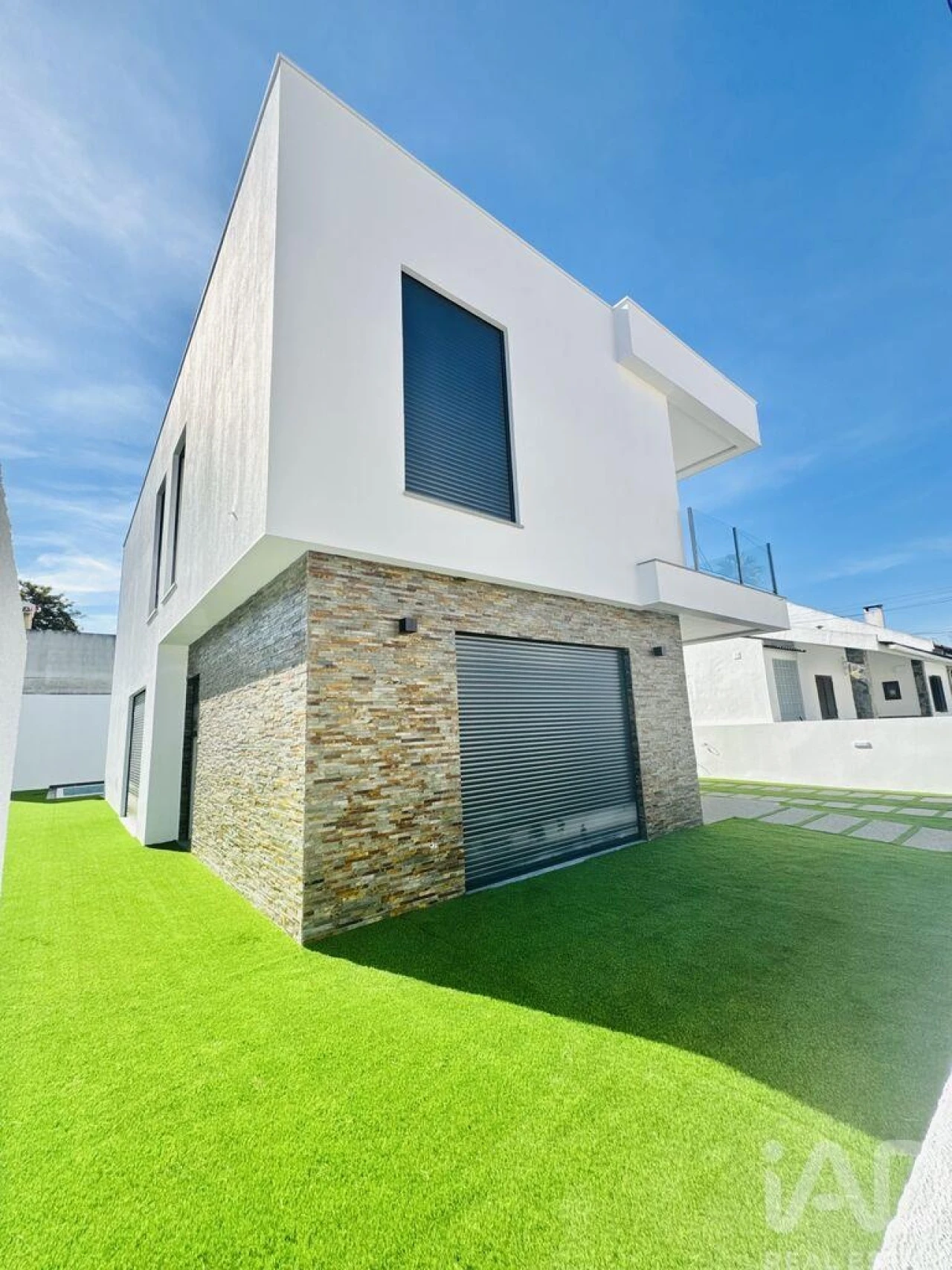 Moradia para Venda em Amora Foto 2