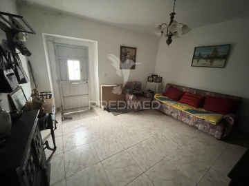Moradia T2 para Venda em Alfundão e Peroguarda