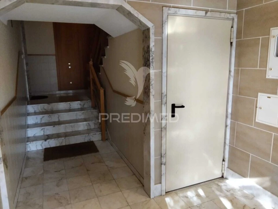 Apartamento T3 para Venda em Romeira e Várzea Foto 5