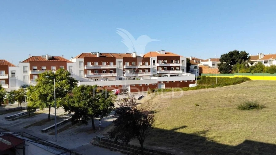 Apartamento T3 para Venda em Romeira e Várzea
