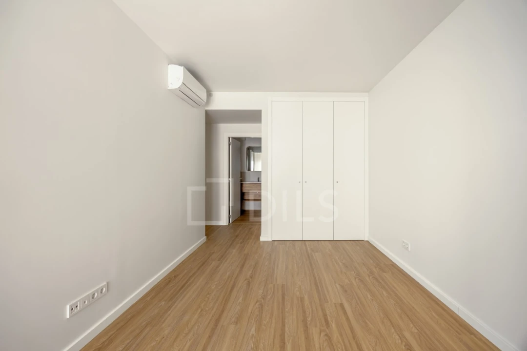 Apartamento T3 para Venda em Santo António dos Cavaleiros e Frielas Foto 12