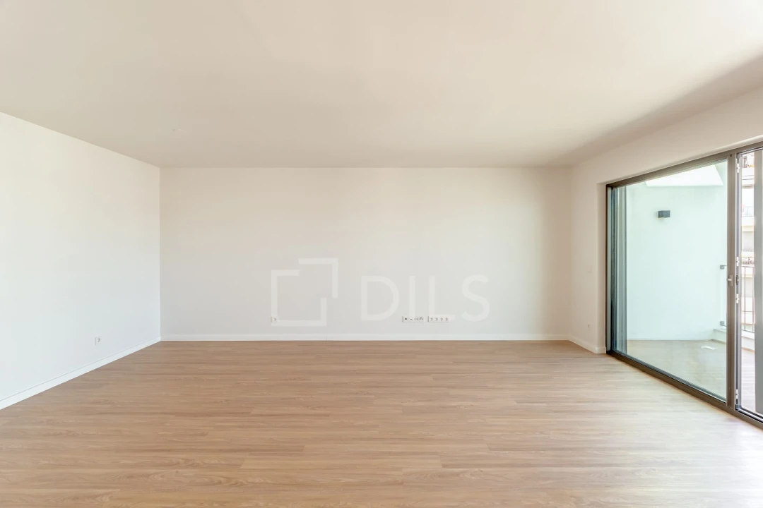 Apartamento T3 para Venda em Santo António dos Cavaleiros e Frielas Foto 17