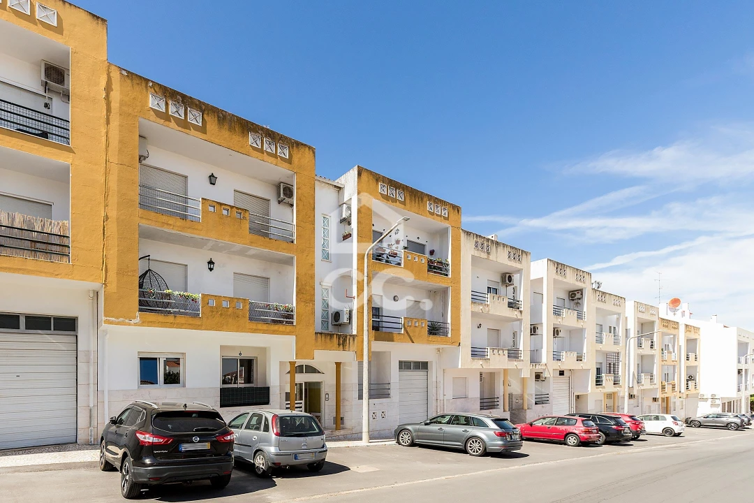 Apartamento T2 para Venda em Nossa Senhora da Conceição e São Bartolomeu Foto 3