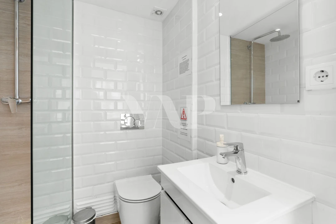 Apartamento T2 para Venda em Quarteira Foto 12