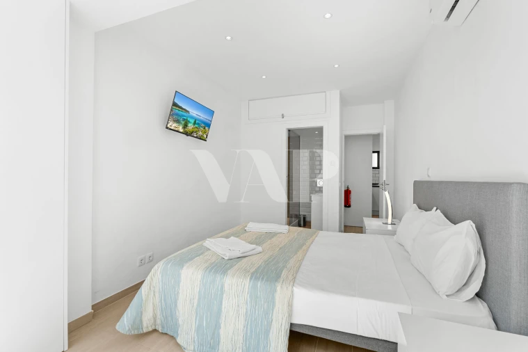 Apartamento T2 para Venda em Quarteira Foto 11