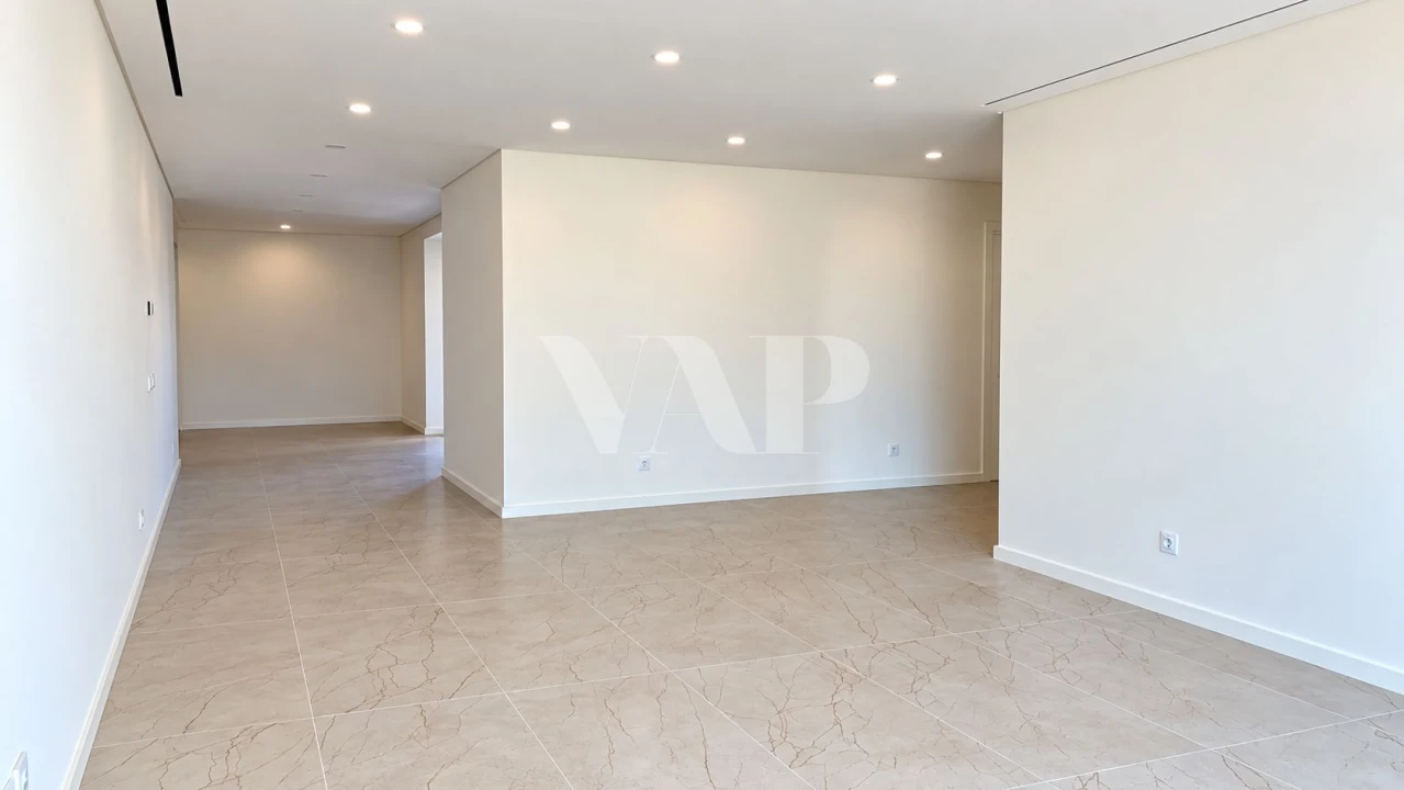 Apartamento T2 para Venda em Quarteira Foto 10