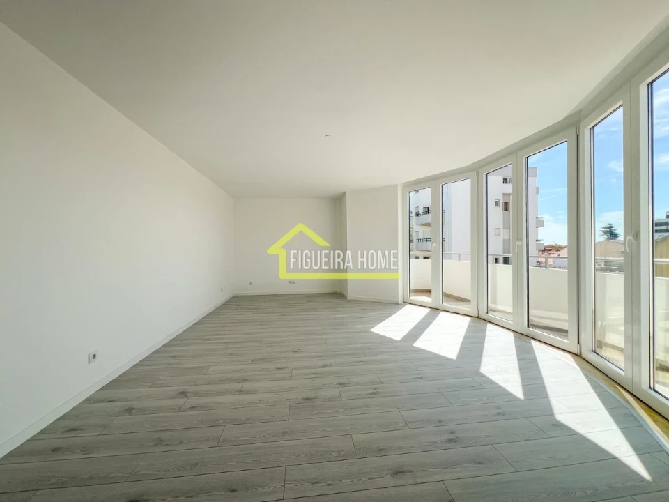 Apartamento T2 para Venda em Buarcos Foto 4