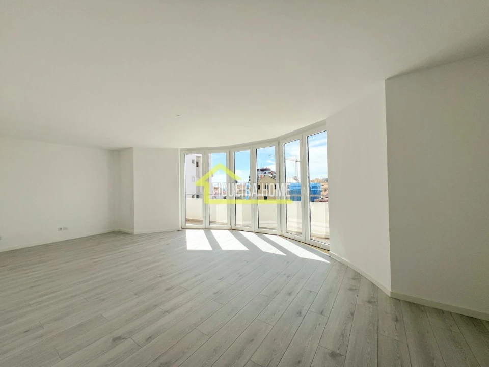 Apartamento T2 para Venda em Buarcos Foto 6