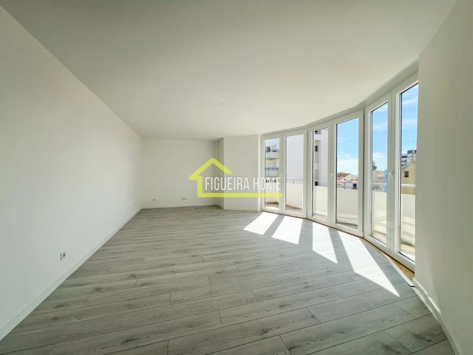 Apartamento T2 para Venda em Buarcos Foto 10