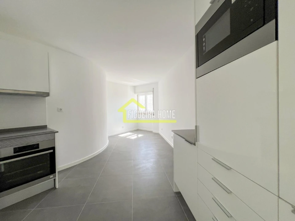 Apartamento T2 para Venda em Buarcos Foto 11