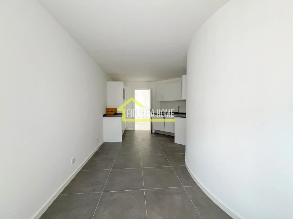 Apartamento T2 para Venda em Buarcos Foto 13