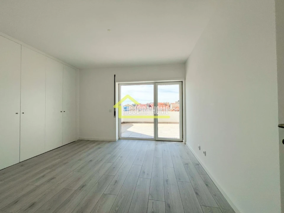 Apartamento T2 para Venda em Buarcos Foto 19