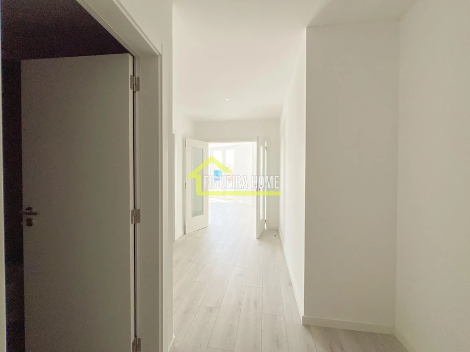 Apartamento T2 para Venda em Buarcos Foto 25