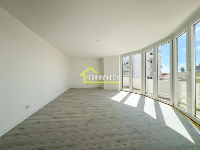 Apartamento T2 para Venda em Buarcos Foto 4