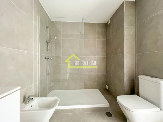 Apartamento T2 para Venda em Buarcos Foto 15