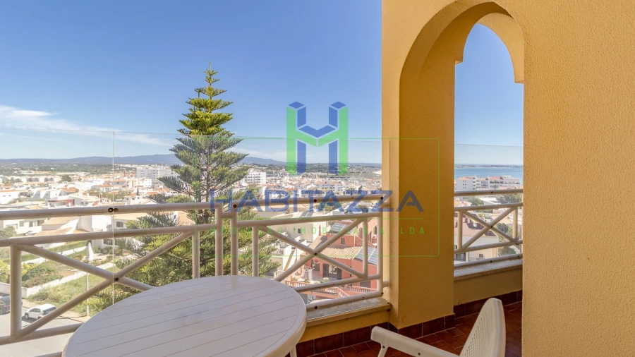 Apartamento T2 para Arrendamento em Lagos (São Sebastião e Santa Maria)