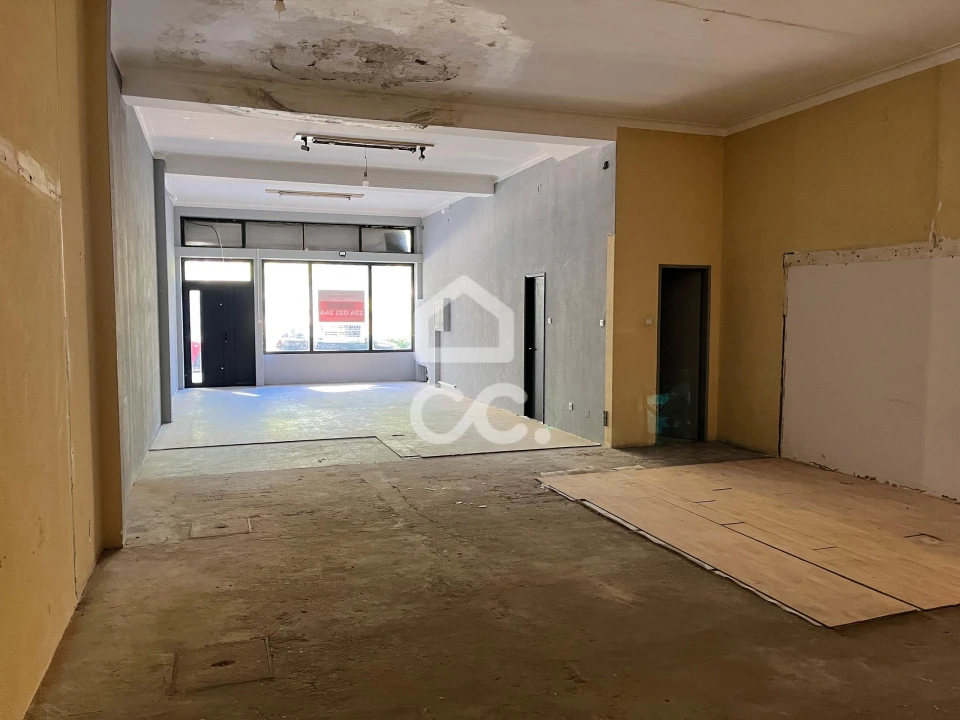 Negócio para Arrendamento em Santa Marinha e São Pedro da Afurada Foto 6