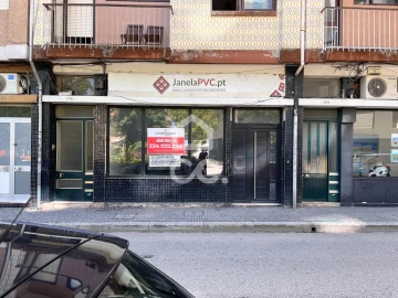 Negócio para Arrendamento em Santa Marinha e São Pedro da Afurada