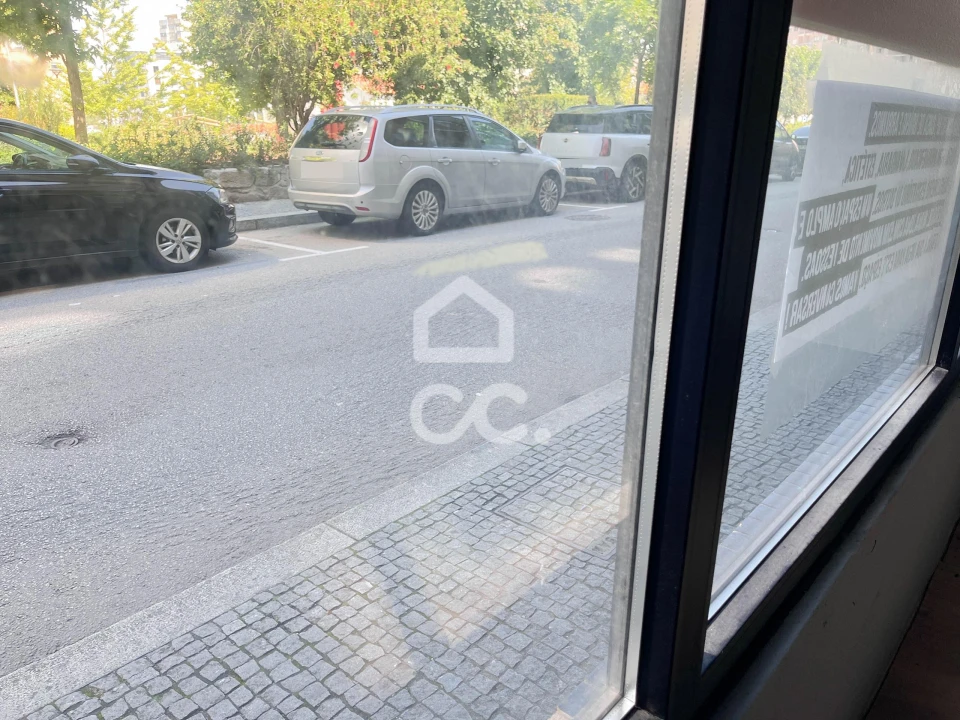 Negócio para Arrendamento em Santa Marinha e São Pedro da Afurada Foto 10