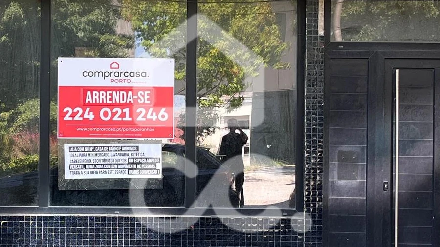 Negócio para Arrendamento em Santa Marinha e São Pedro da Afurada