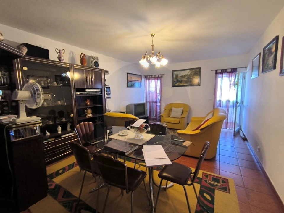 Apartamento T3 para Venda em Abrantes (São Vicente e São João) e Alferrarede Foto 1